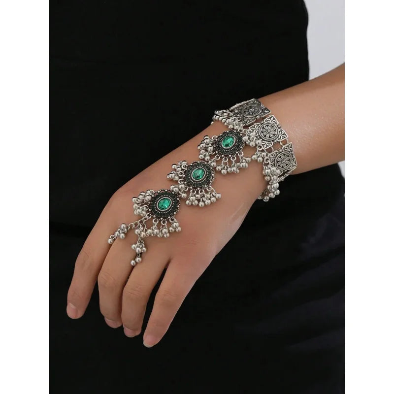 1pc High-End Carved Vintage Bohemian Style Finger Connected Hand Chain Bracelet Women's Hand Back Chain