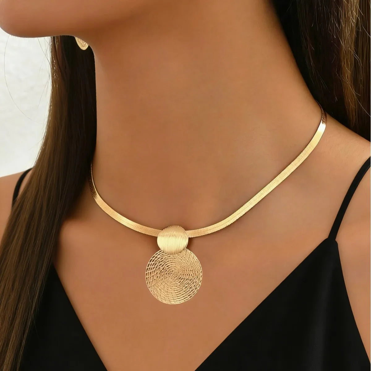 1 set of creative personalized geometric metal disc pendant necklace female exaggerated spiral pattern pendant collarbone chain