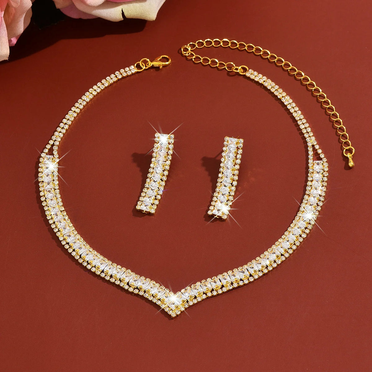 New Ultra-Shimmer Diamond V-shaped Collar Chain Fashionally Versatile Eco-friendly Bridal Necklace Earrings Set