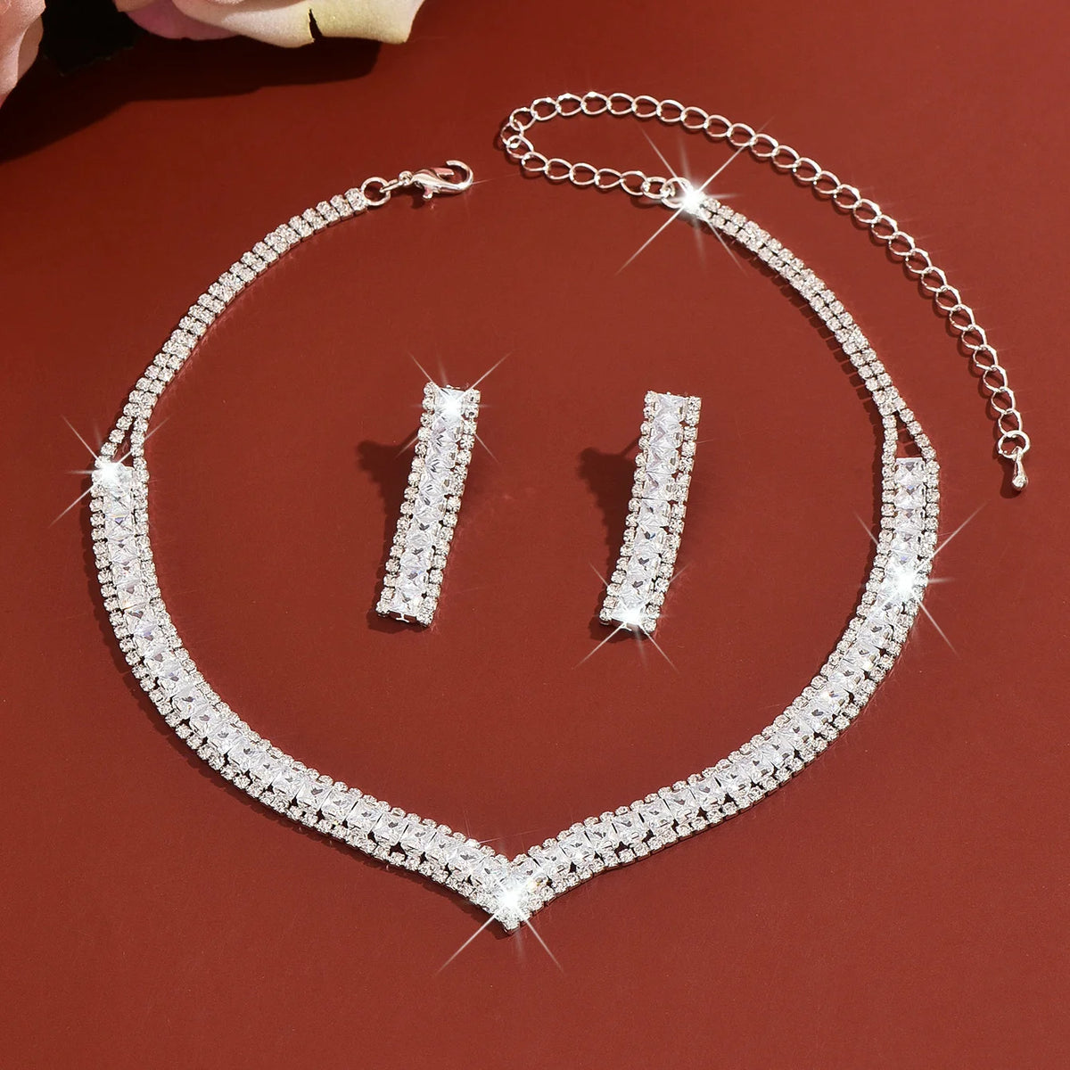 New Ultra-Shimmer Diamond V-shaped Collar Chain Fashionally Versatile Eco-friendly Bridal Necklace Earrings Set
