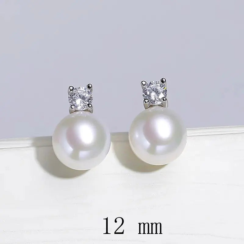 Elegant Pearl Stud Earring