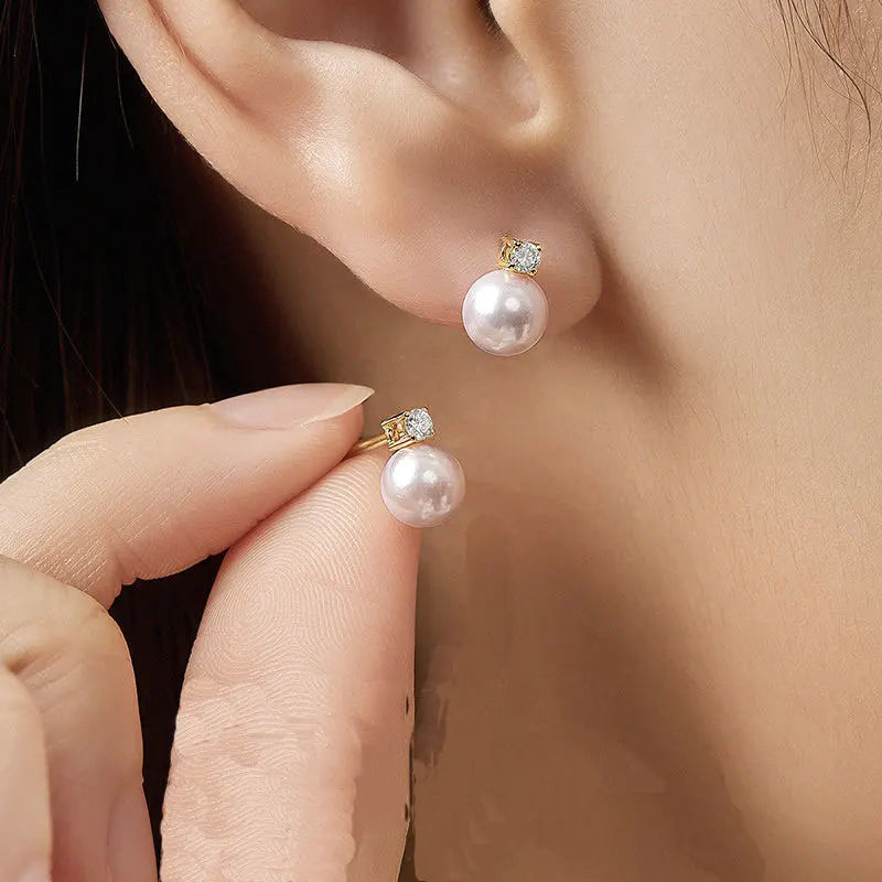 Elegant Pearl Stud Earring