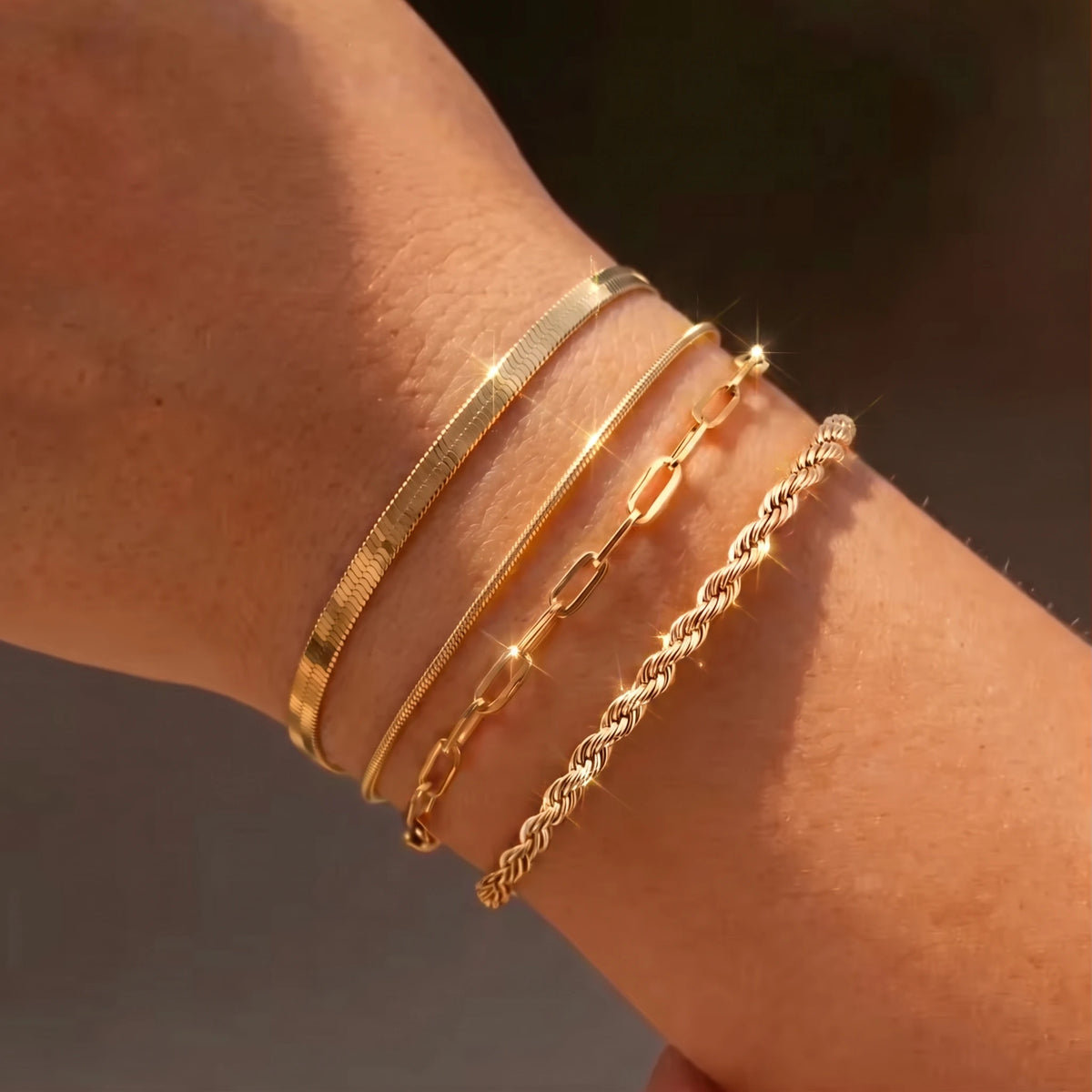 4-piece women's stainless steel fine chain bracelet set, waterproof adjustable bracelet, fashionable punk style daily wear gift