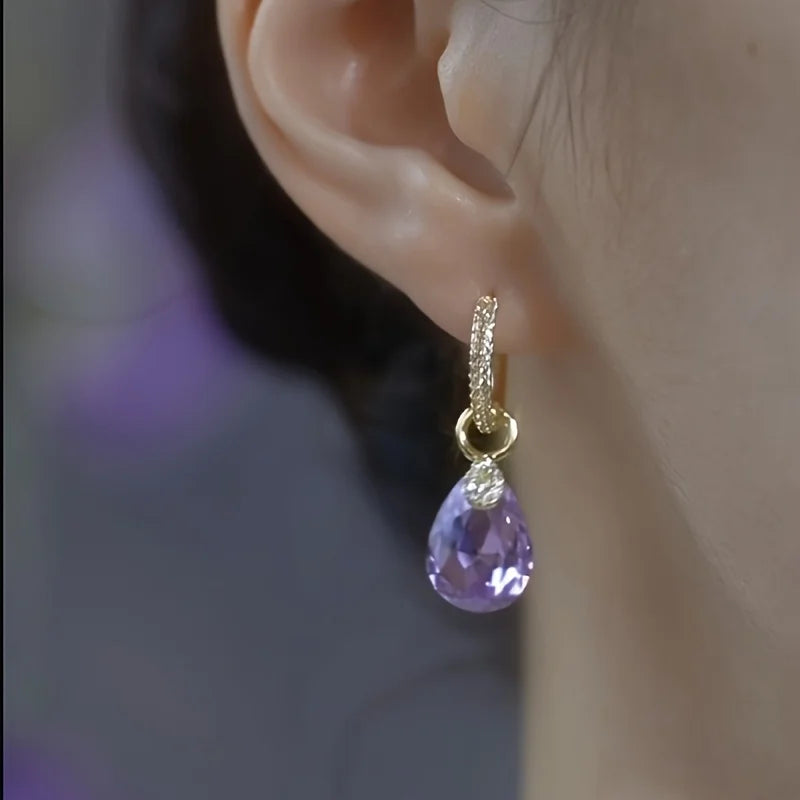Retro Elegant Teardrop Shaped Pendants for Daily Wear Gifts and Parties Classic Versatile Styles for Women Fashionable Earrings