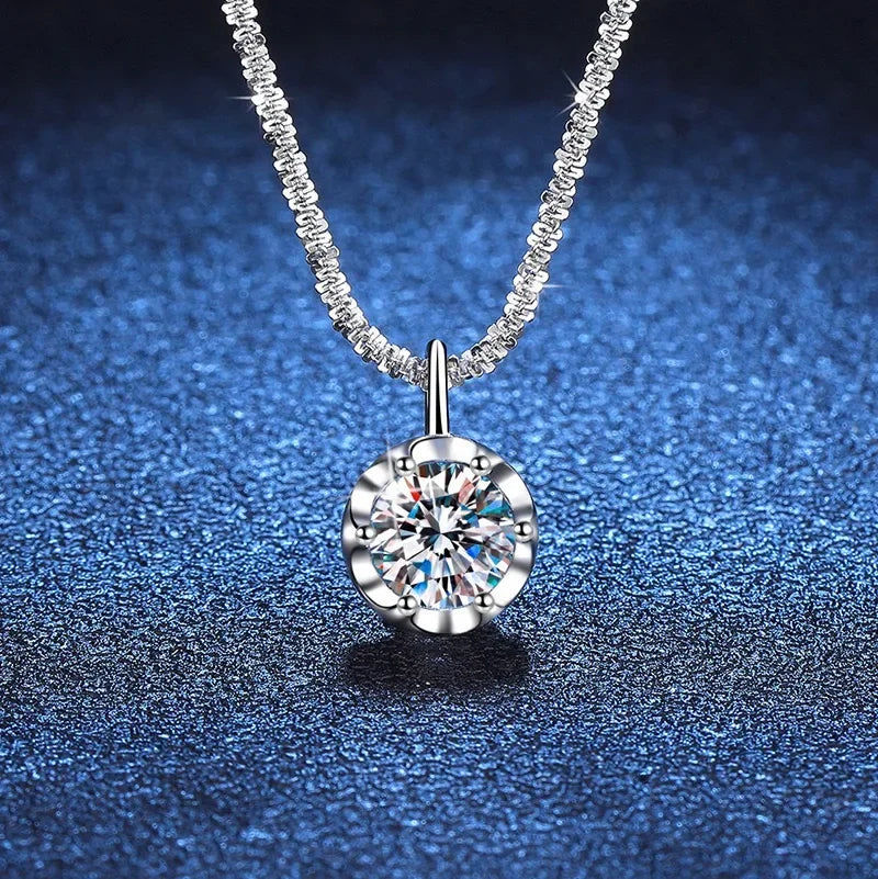 Dainty Round Halo Pendant Necklace