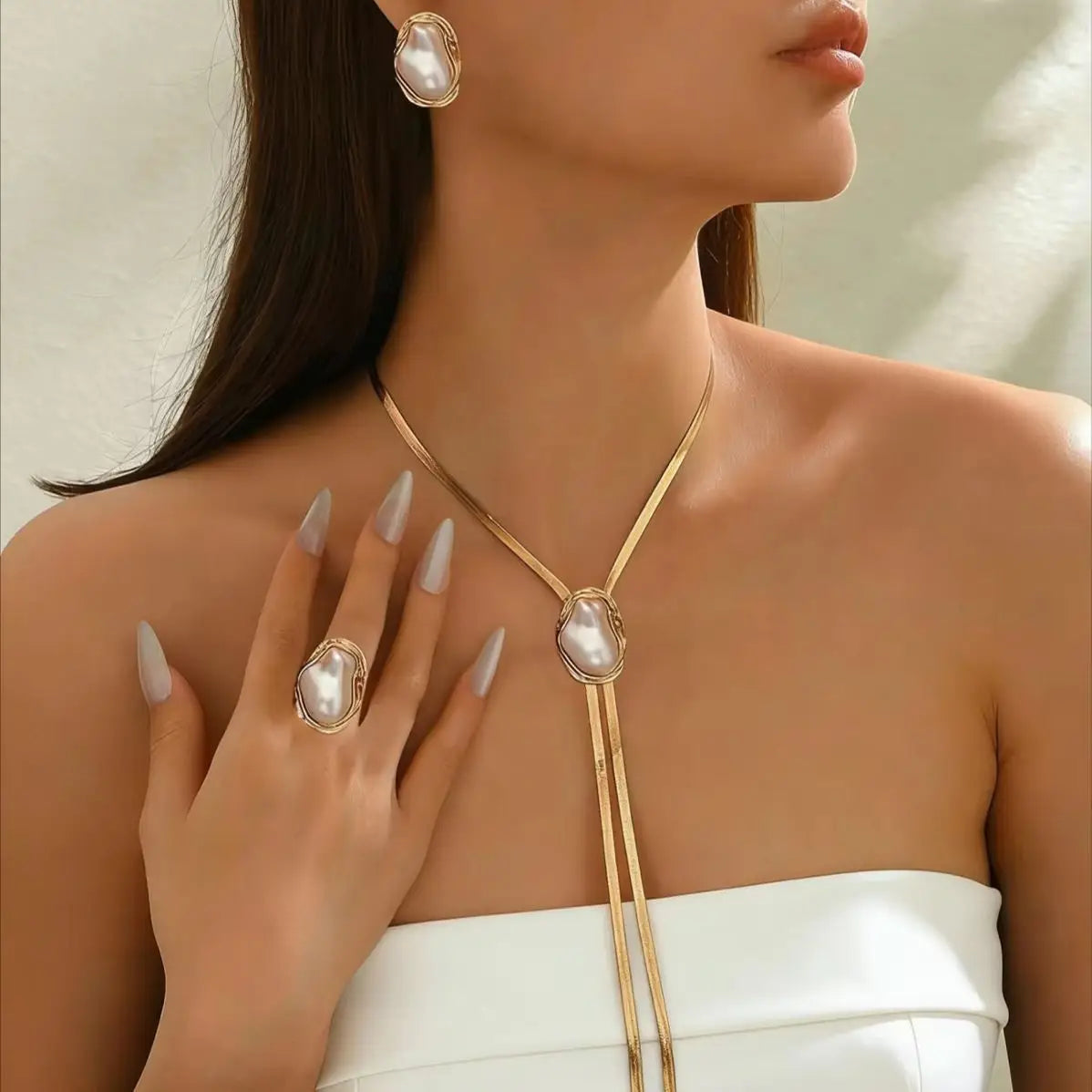 Golden Frame Onyx-Look Jewelry Set