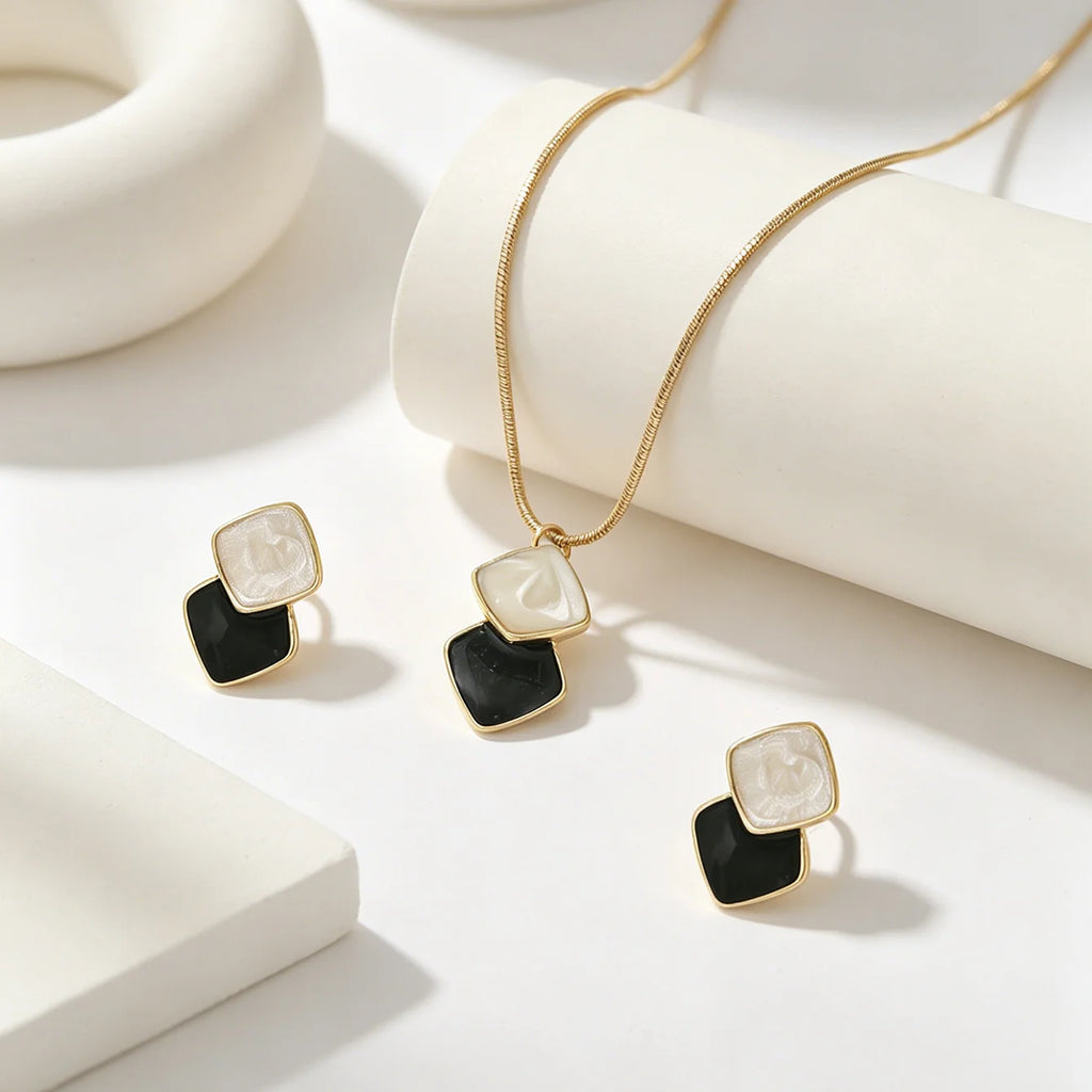 3 exquisite, elegant and simple diamond shaped women's earrings necklace, women's jewelry set, suitable for gifting as a gift