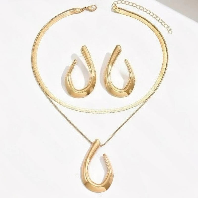 3 Pieces/set of Fashionable Gold Color Oval Pendant Necklace Earrings, Suitable for Women's Holiday Party Jewelry Gifts