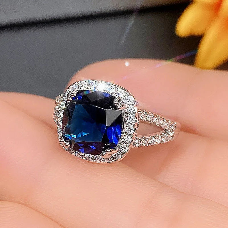 Royal Blue Crystal Jewelry Set – Necklace, Earrings & Ring