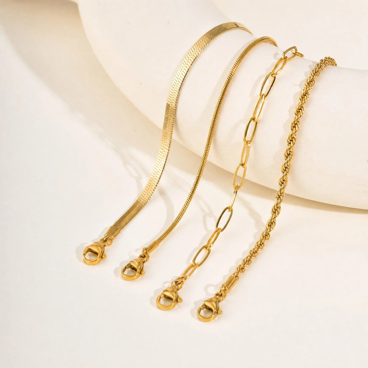 4-piece women's stainless steel fine chain bracelet set, waterproof adjustable bracelet, fashionable punk style daily wear gift