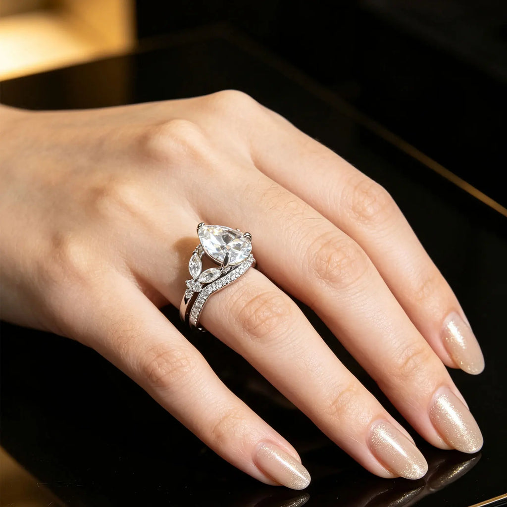 925 Sterling Silver Teardrop Crystal Engagement Ring Set