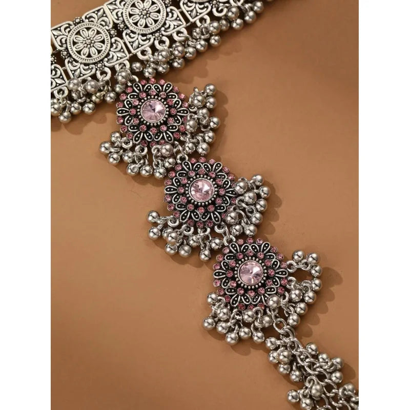 1pc High-End Carved Vintage Bohemian Style Finger Connected Hand Chain Bracelet Women's Hand Back Chain