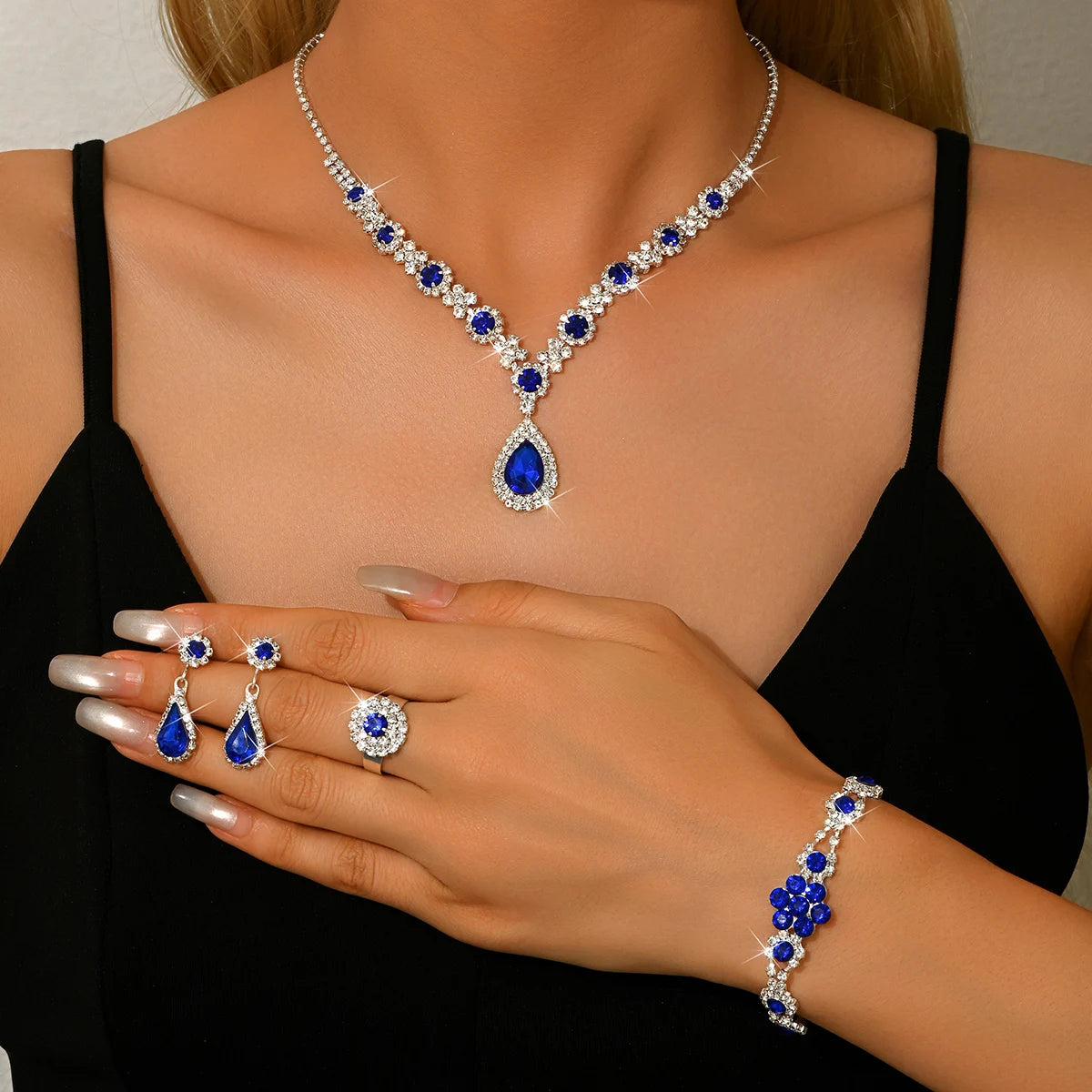 Ladies' Fashion Flower Water Drop Necklace Earrings Bracelet Jewelry Set Suitable for Wedding, Party, Festival Gifts