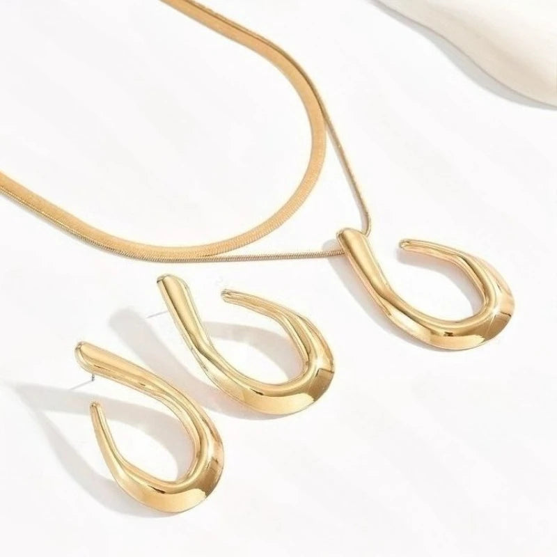 3 Pieces/set of Fashionable Gold Color Oval Pendant Necklace Earrings, Suitable for Women's Holiday Party Jewelry Gifts