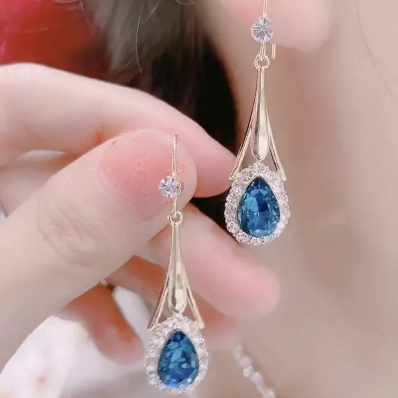 Minimalist Design Hollow Water Drop Earrings for Women Light Luxury Shiny Crystal Pendant Earrings Wedding Jewelry Gifts